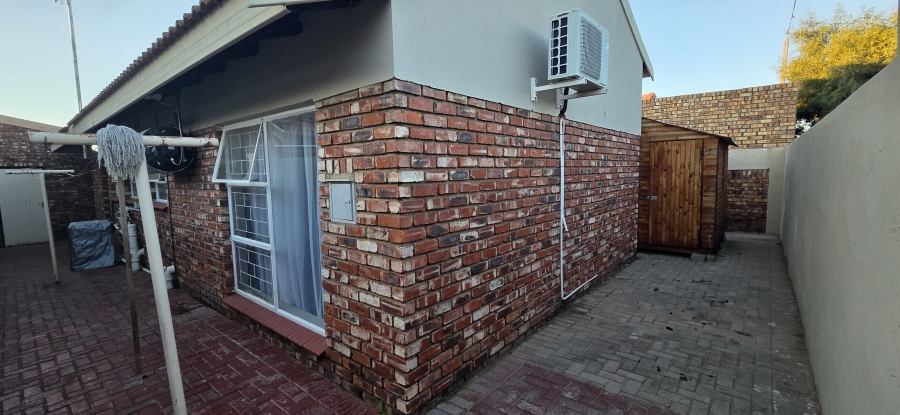 3 Bedroom Property for Sale in Camelot Northern Cape